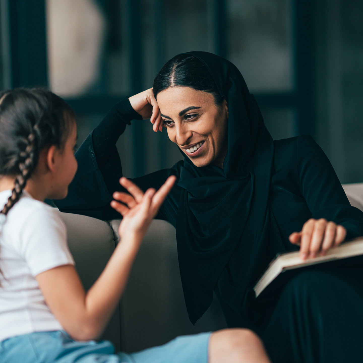 Arab women & child | Praxis